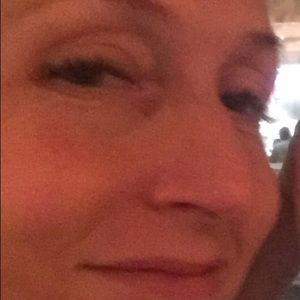 Meet your Posher, Claudia